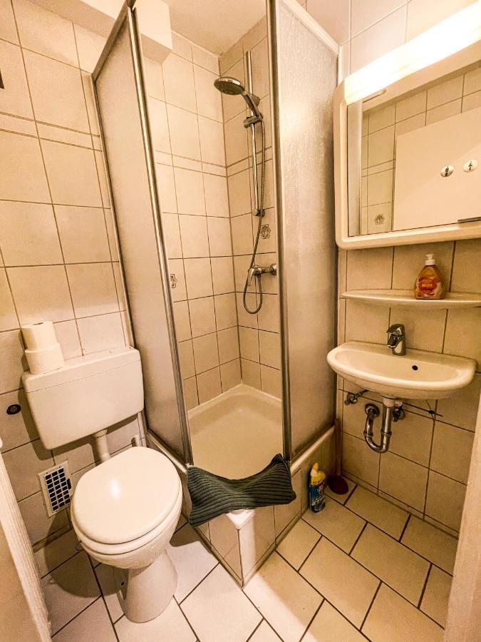Apartment Fuer 3 Gaeste Kostenlose Parkplaetze Und Lift Ганновер Экстерьер фото