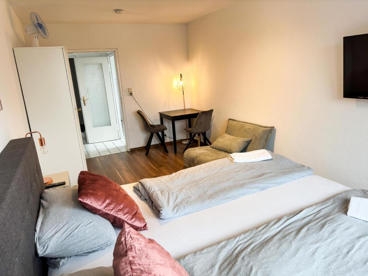 Apartment Fuer 3 Gaeste Kostenlose Parkplaetze Und Lift Ганновер Экстерьер фото